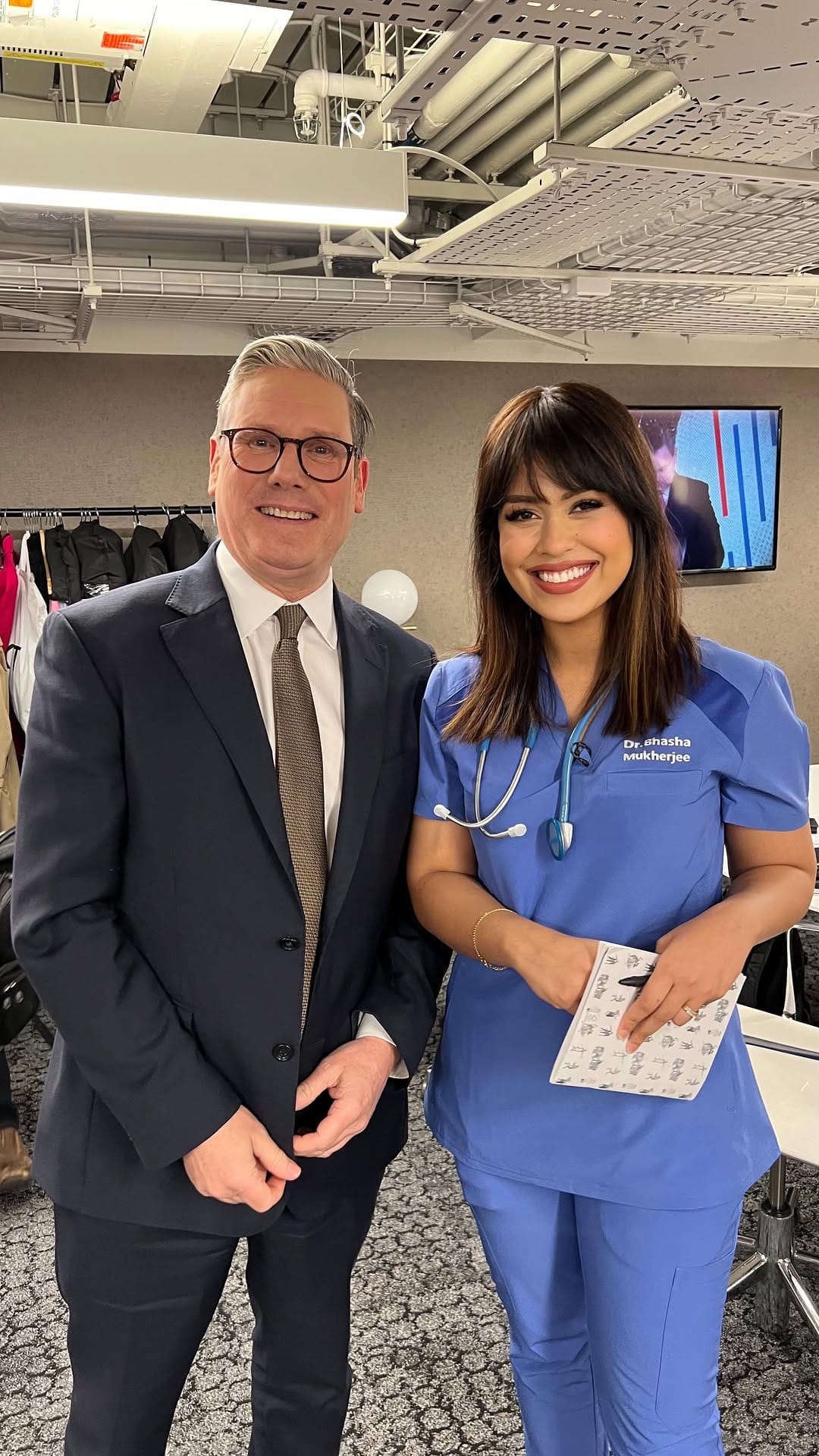 Post 10 by Dr Bhasha Mukherjee on Instagram (video)