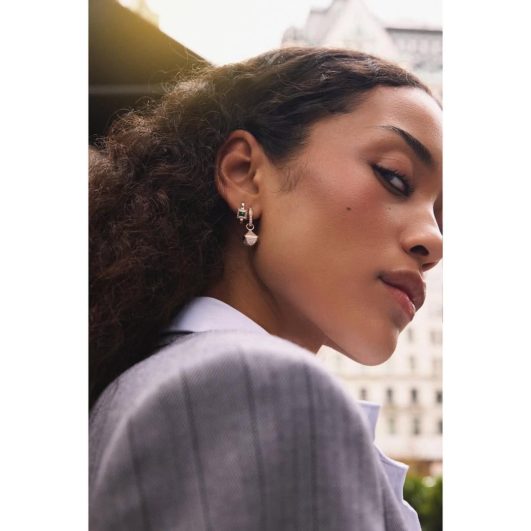 Post 3 by 𝐀𝐍𝐃𝐑𝐄𝐒 𝐃𝐄 𝐋𝐀𝐑𝐀 on Instagram (image)