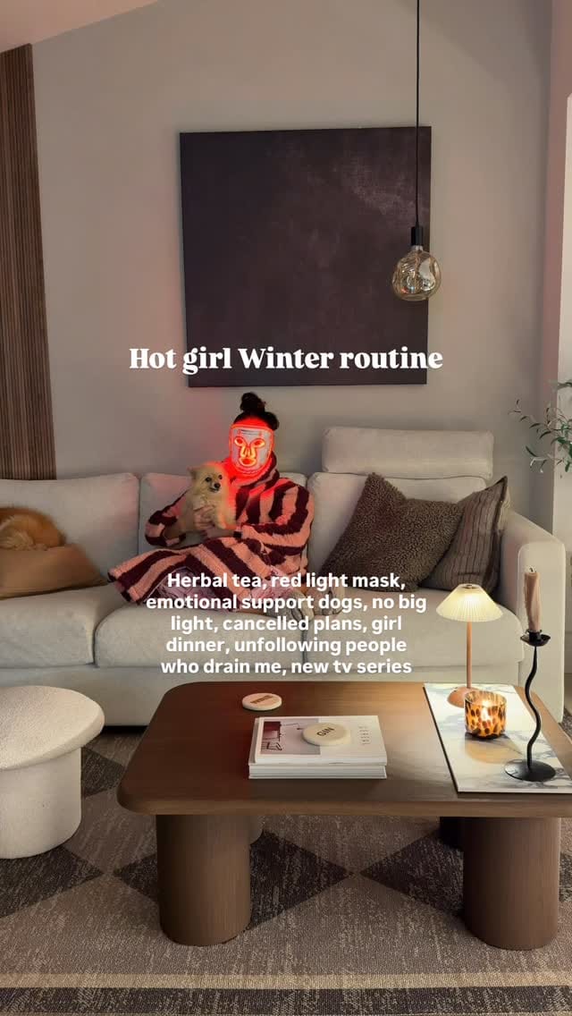 Post 5 by Camilla Smith on Instagram (video)