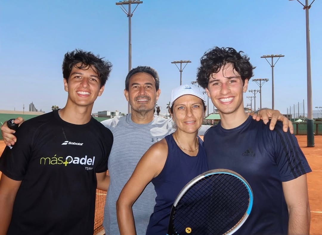 Post 9 by Diego on Instagram (carousel)