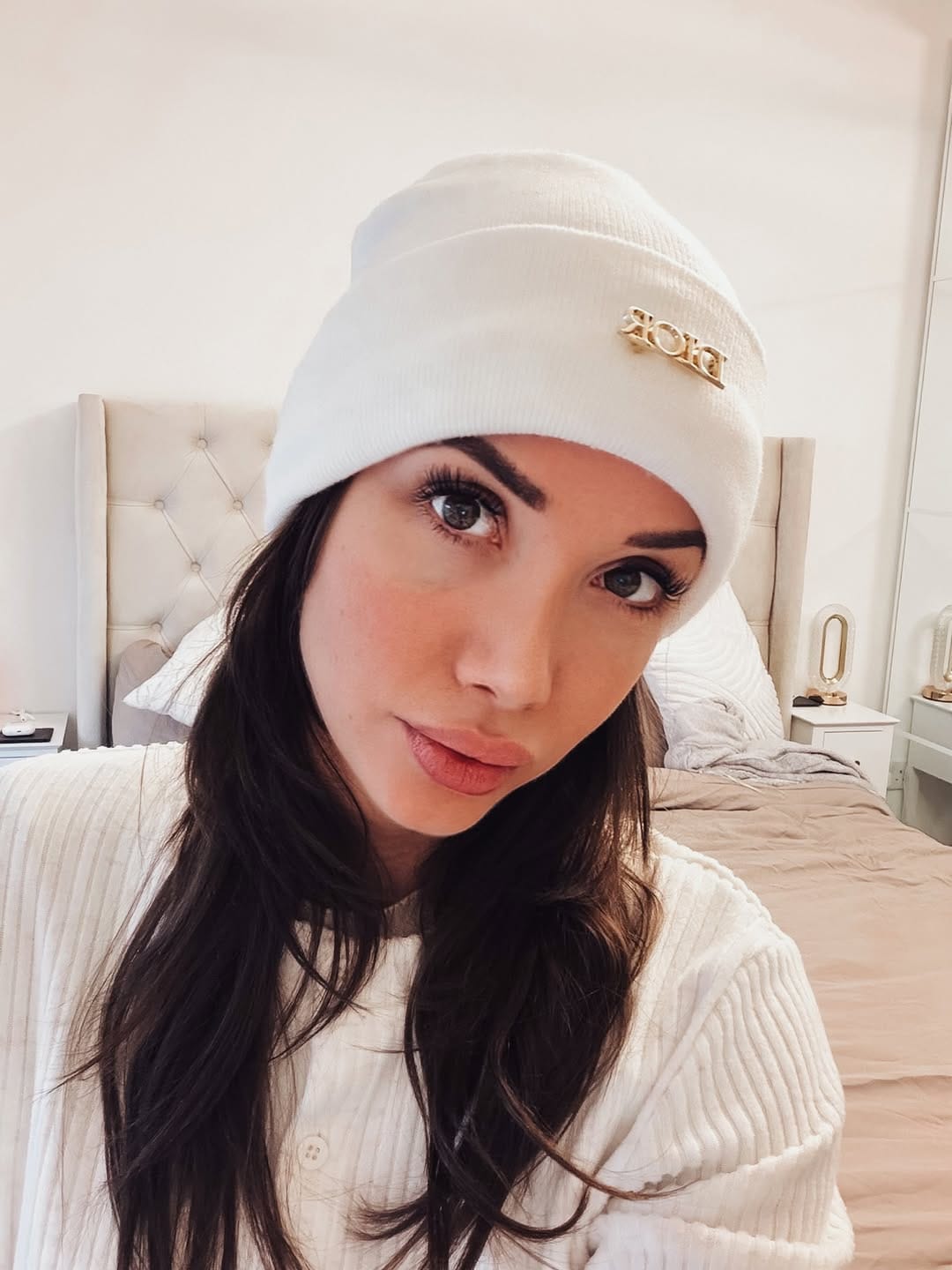 Post 1 by ℕ𝕒𝕕𝕚𝕪𝕒 𝔸𝕣𝕔𝕙𝕖𝕣 on Instagram (image)