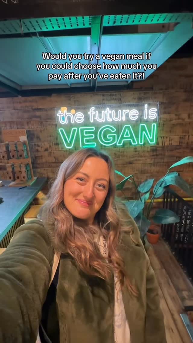 Post 3 by JADE GREEN VEGAN on Instagram (video)