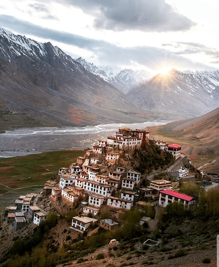 Post 9 by |T A N M A Y   K A N W A R |🇮🇳 on Instagram (image)