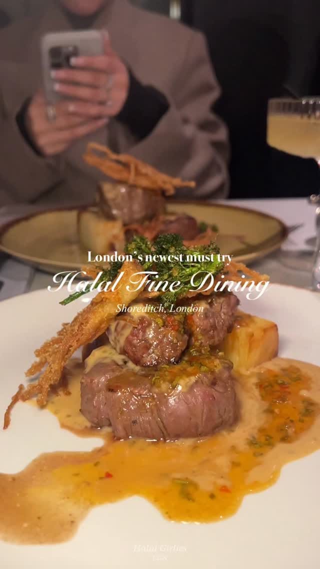 Post 1 by Halal Girlies LDN on Instagram (video)