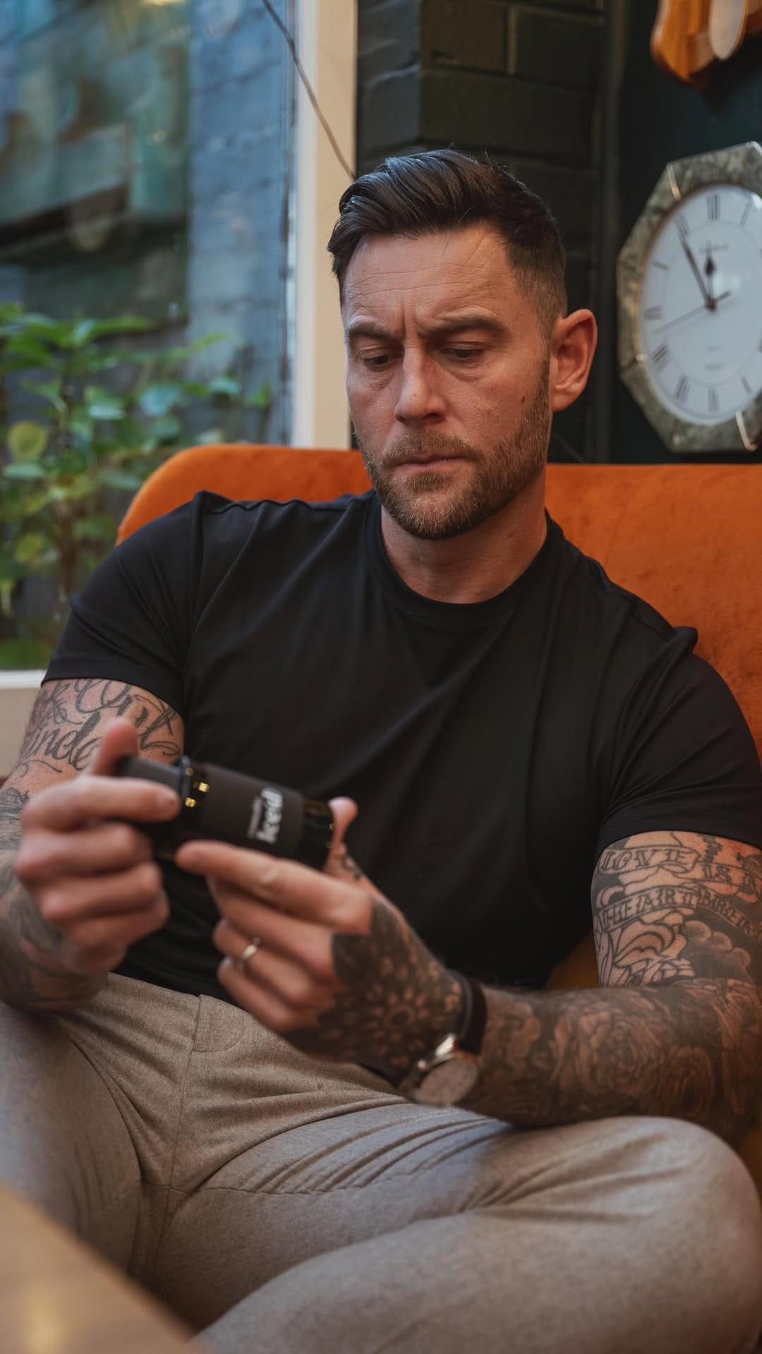 Post 2 by Lewis Craddock on Instagram (video)
