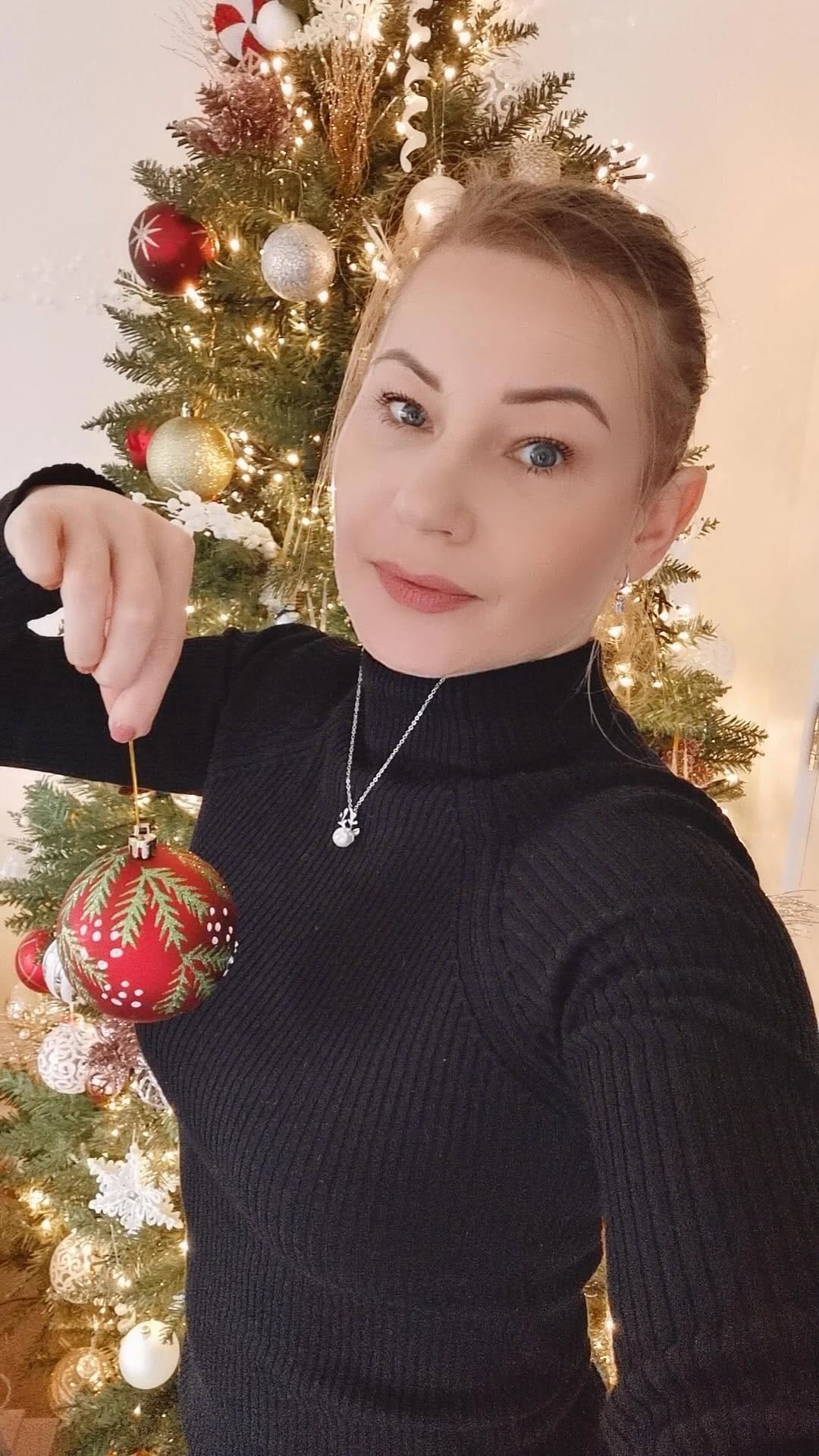 Post 9 by Aneta Warchoł on Instagram (video)