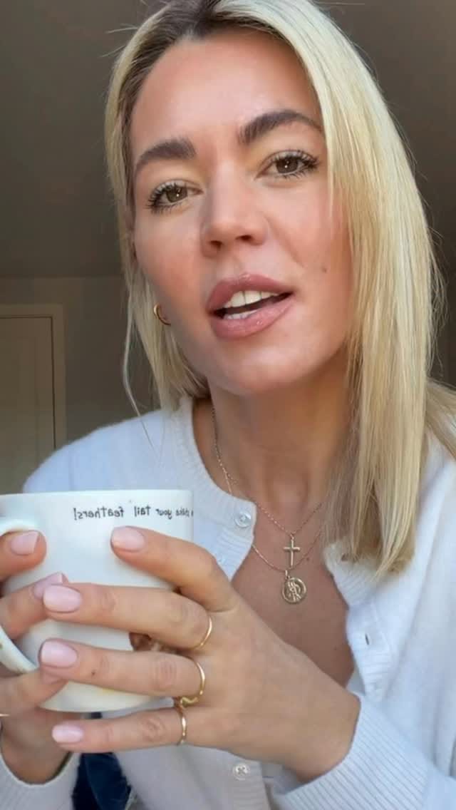 Post 5 by @danni.menzies on Instagram (video)