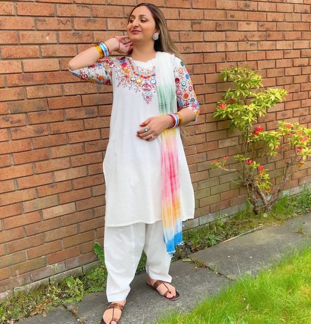 Post 7 by Tooba Mohiuddin on Instagram (image)