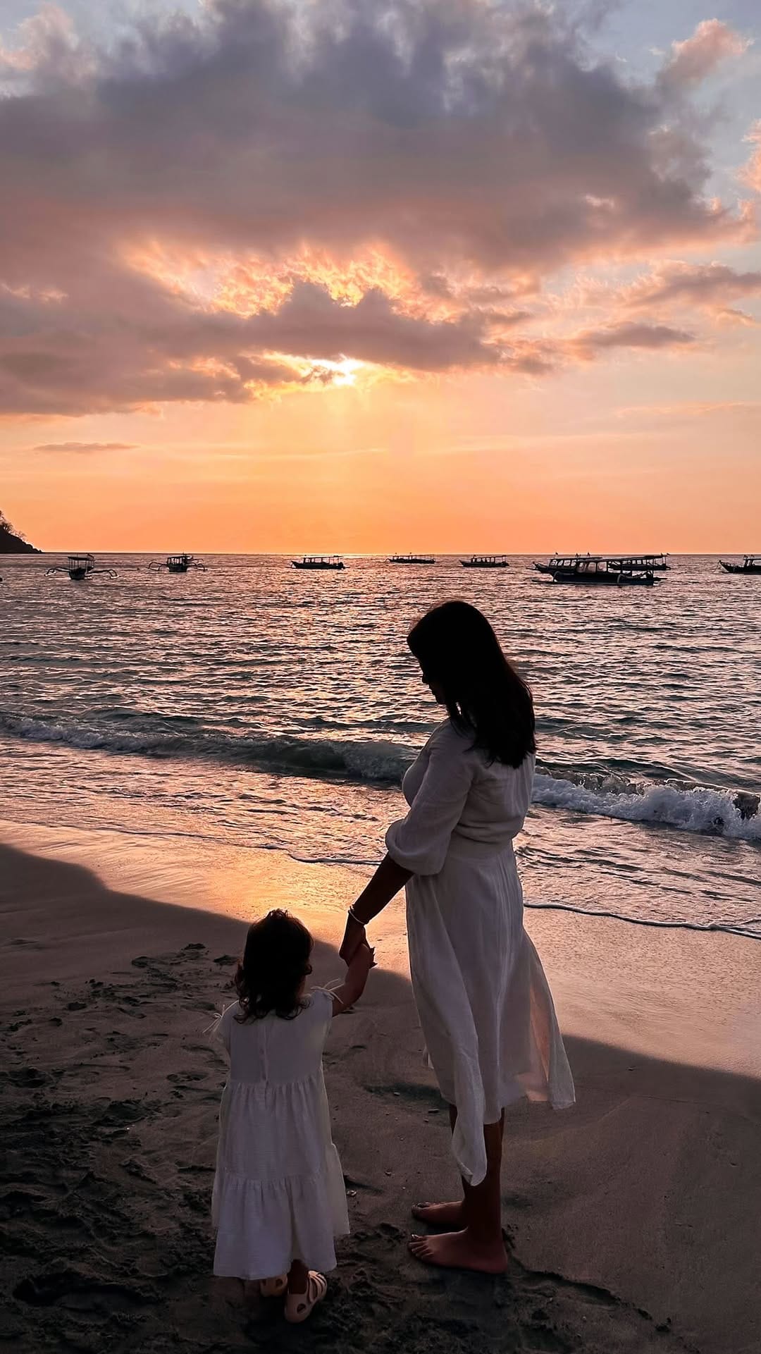 Post 9 by Atika Nalafaza on Instagram (video)
