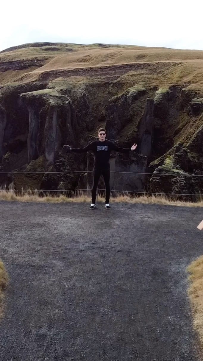 Post 10 by 𝙀𝙙 𝙈𝙩𝙯 | Travel Creator on Instagram (video)