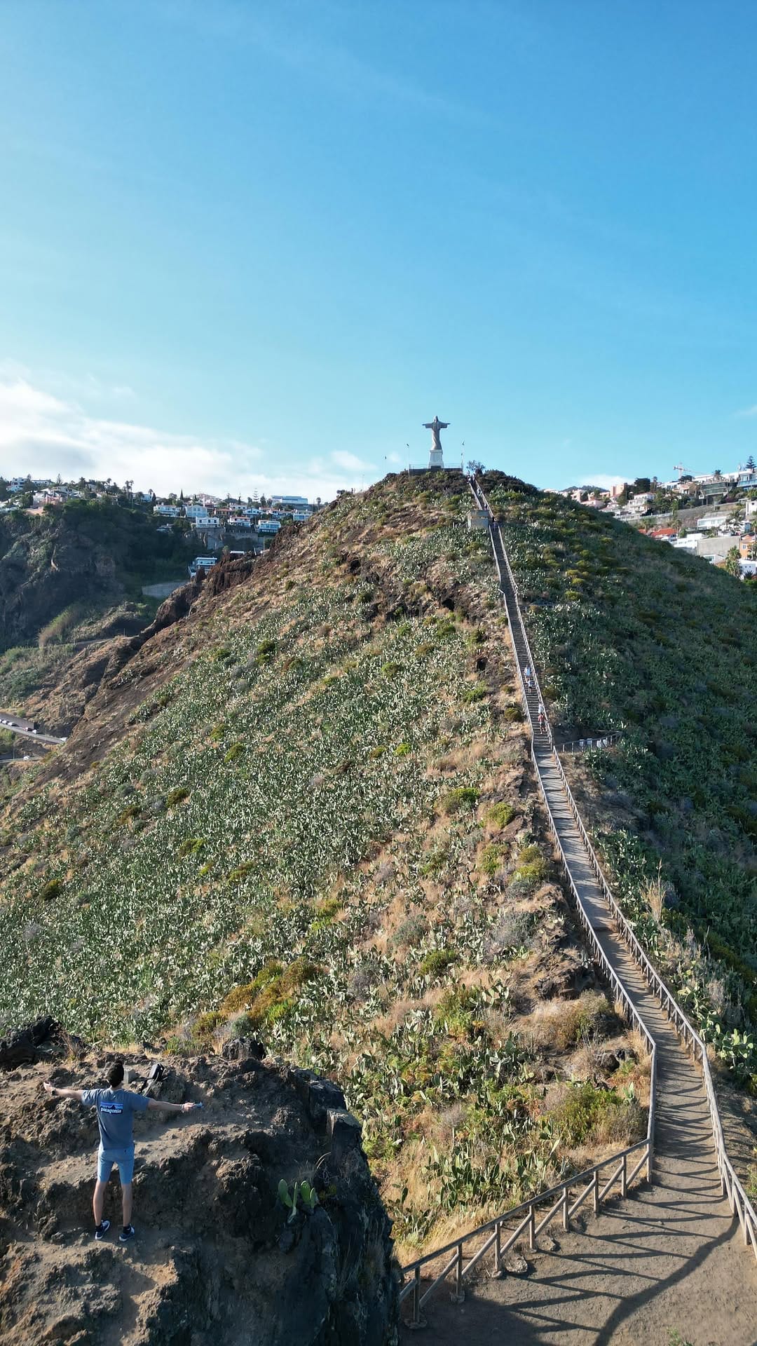 Post 4 by 𝙀𝙙 𝙈𝙩𝙯 | Travel Creator on Instagram (video)