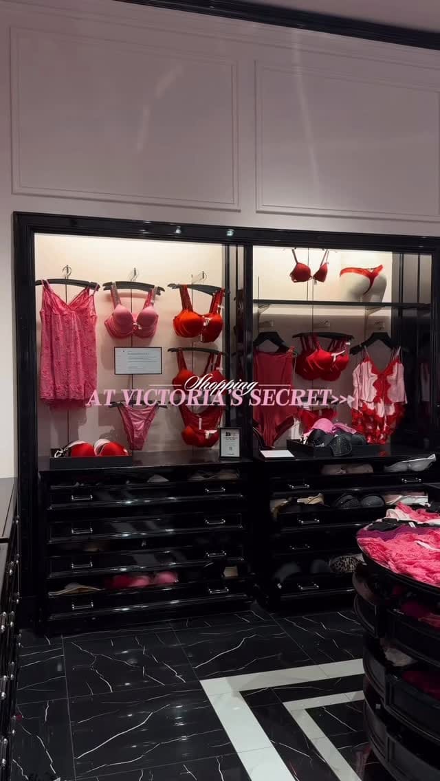 Post 5 by THYANA VAN-DÚNEM 🧿 on Instagram (video)