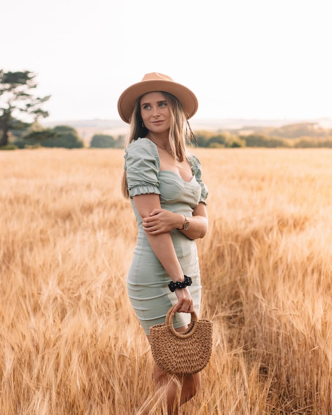 Post 3 by Esme & Zac ♡ Travel Couple on Instagram (carousel)