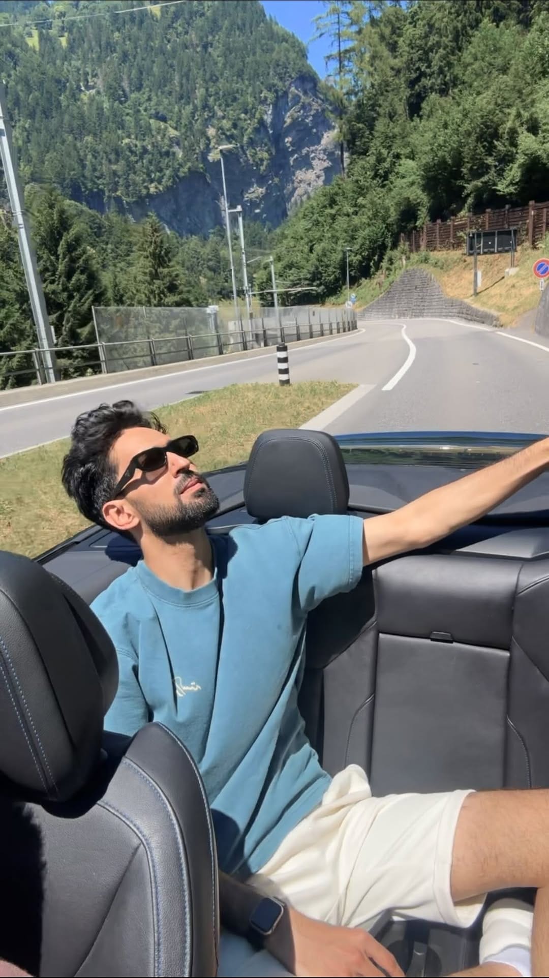 Post 9 by Sheikh Zain on Instagram (video)