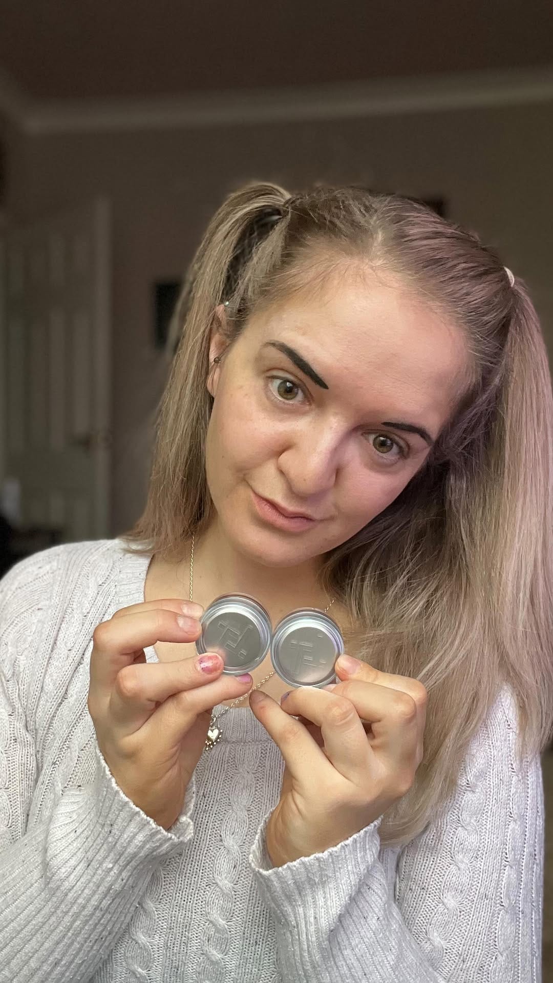 Post 1 by Laura Elizabeth Diana 📷 on Instagram (video)