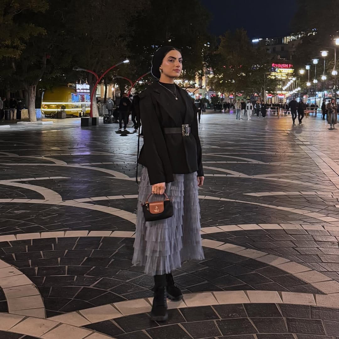 Post 8 by Maria Shakir on Instagram (carousel)