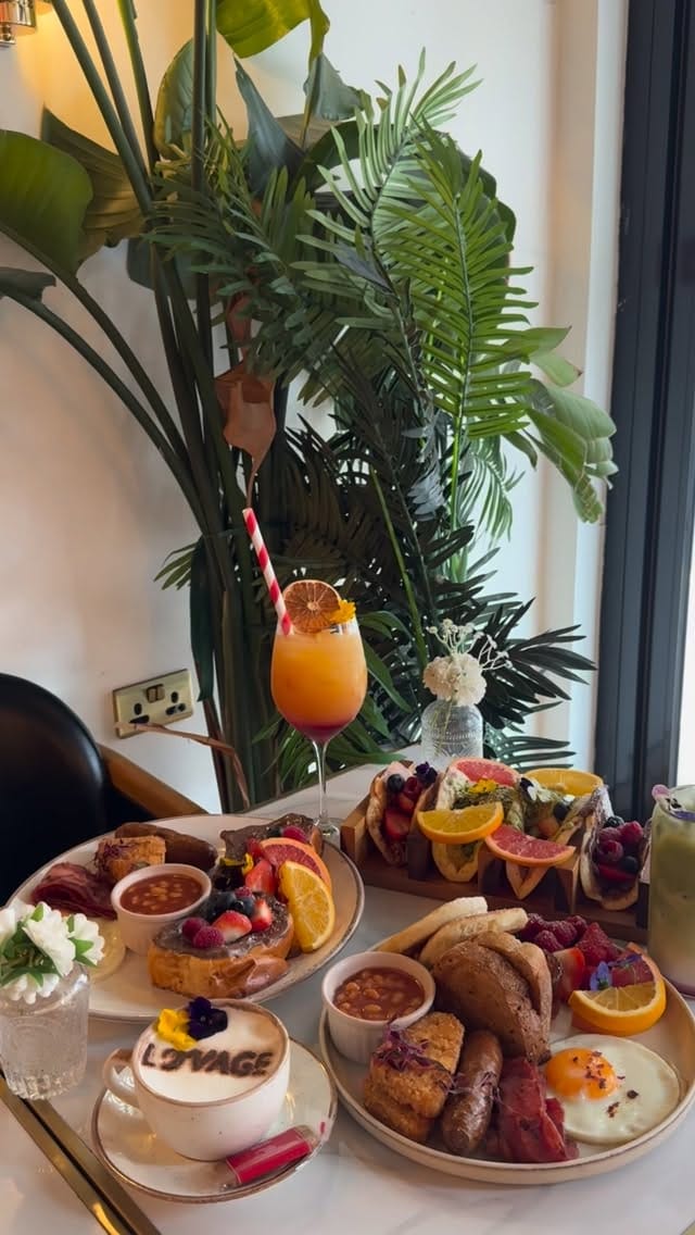 Post 9 by 𝒩𝑒𝑒𝓆𝓈 🍉 on Instagram (video)
