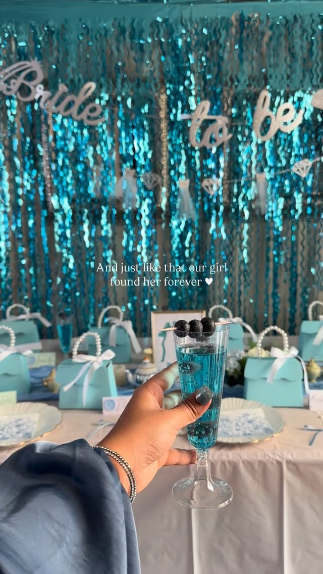 Post 2 by 𝒩𝑒𝑒𝓆𝓈 🍉 on Instagram (video)