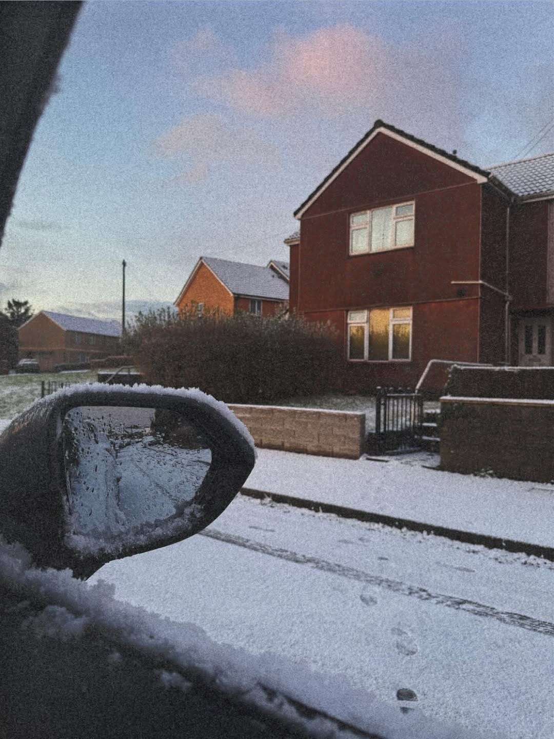 Post 5 by Angharad | mum of 2 | creator on Instagram (image)