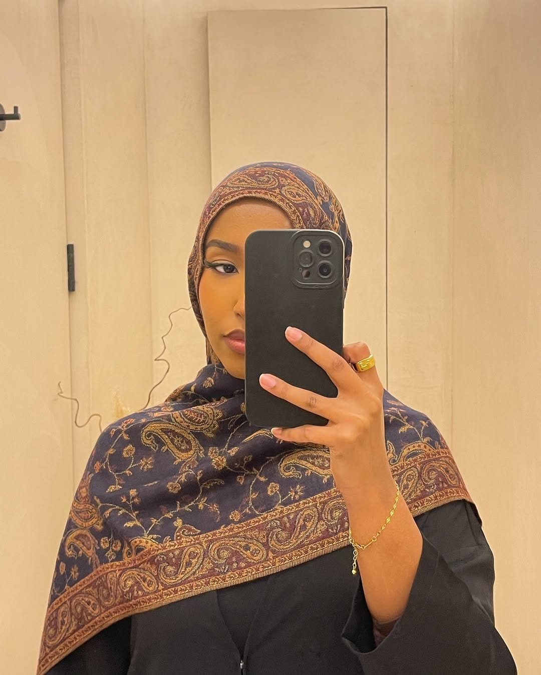 Post 1 by @ixm_beauty on Instagram (carousel)