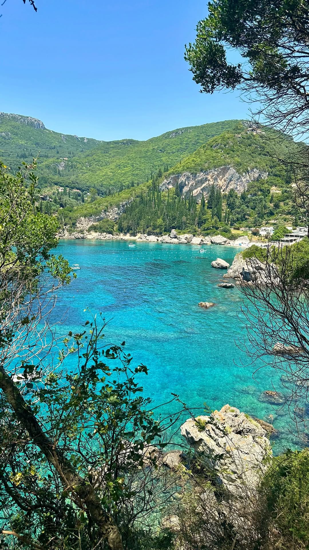 Post 6 by lauren | my travel diary on Instagram (video)