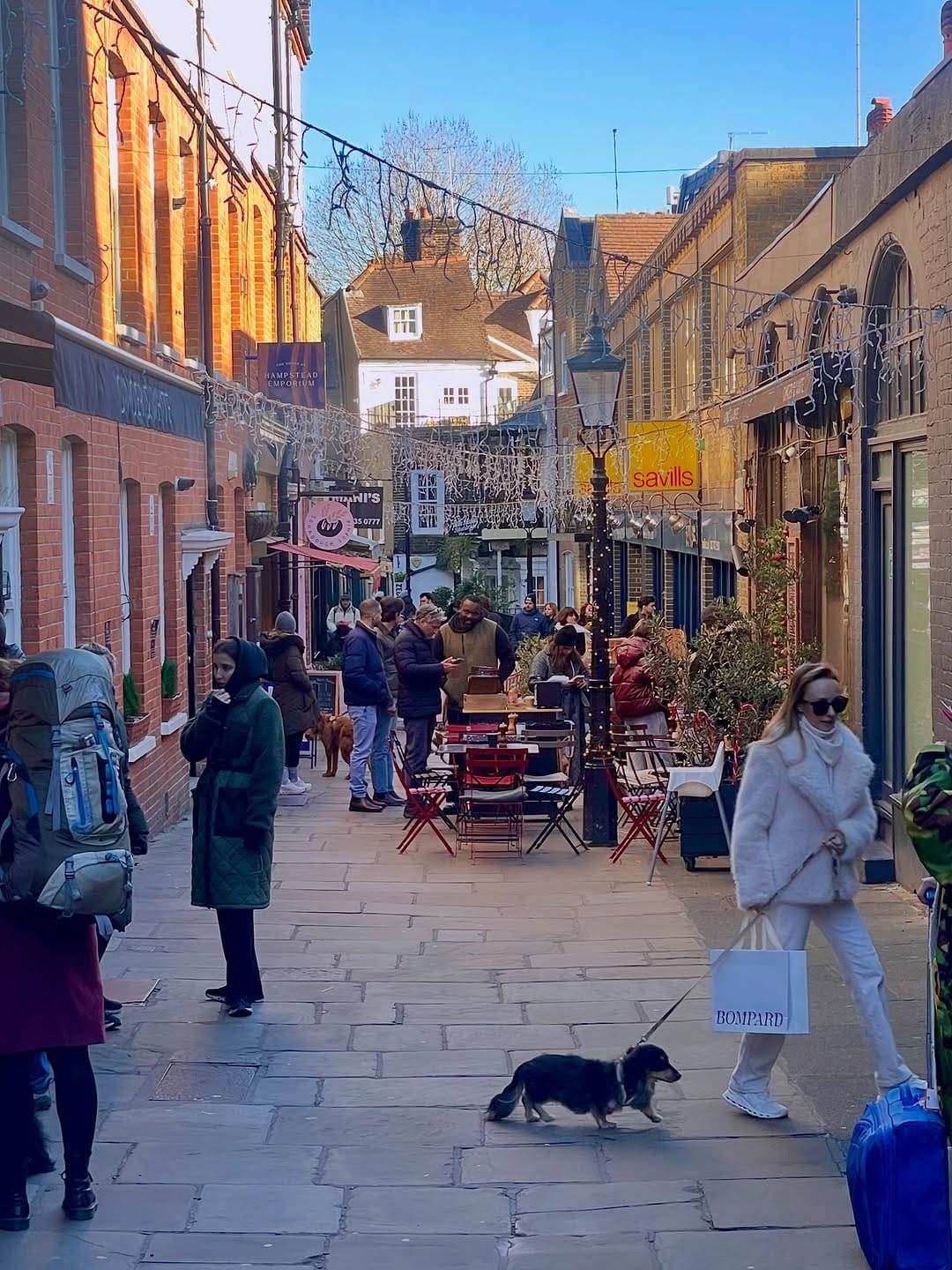 Post 6 by 📸 Lovely Little London ✨ on Instagram (carousel)
