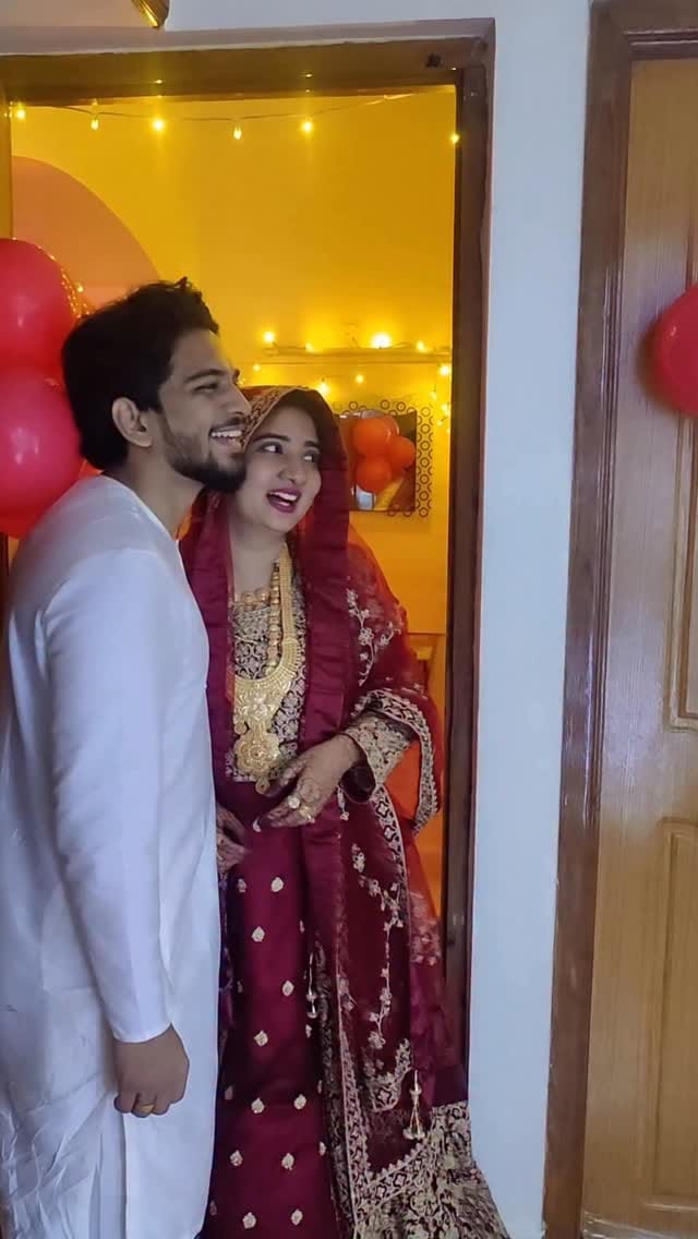 Post 1 by Mubasheera Shaikh on Instagram (video)