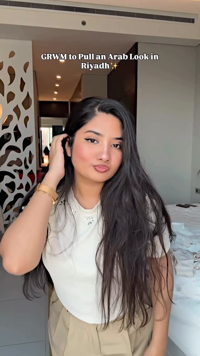 Post 4 by Mubasheera Shaikh on Instagram (video)