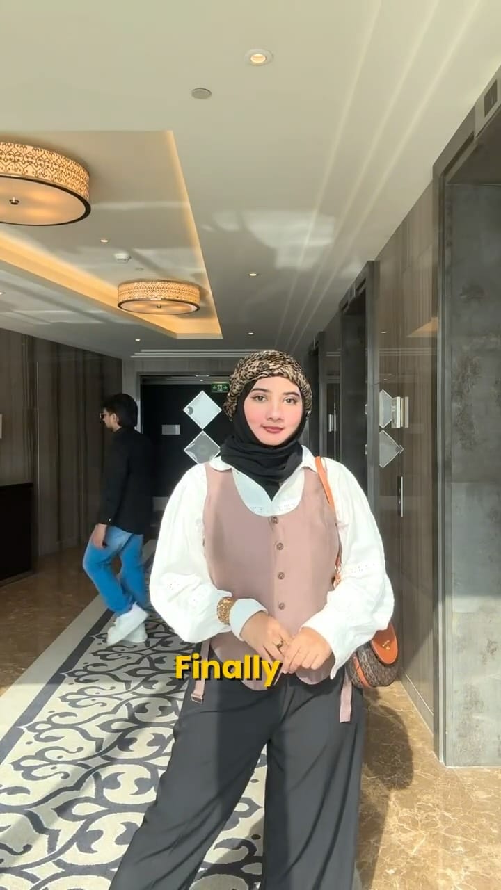 Post 9 by Mubasheera Shaikh on Instagram (video)