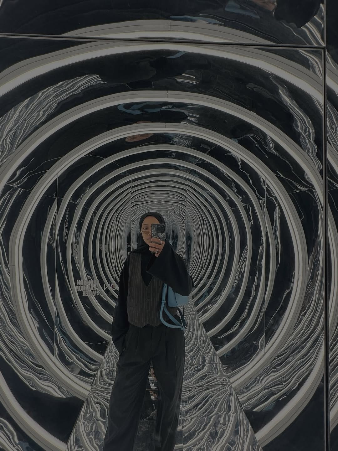 Post 2 by Dee Zed on Instagram (carousel)