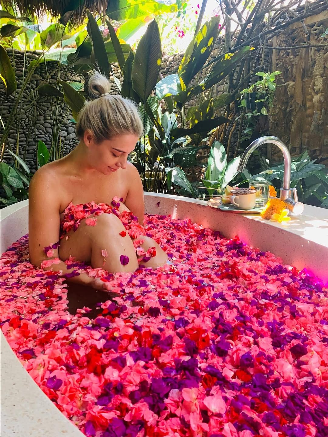 Post 8 by Cassie - Food & Travel Blogger on Instagram (image)
