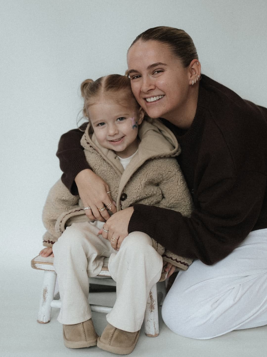 Post 8 by Tara Burns on Instagram (carousel)