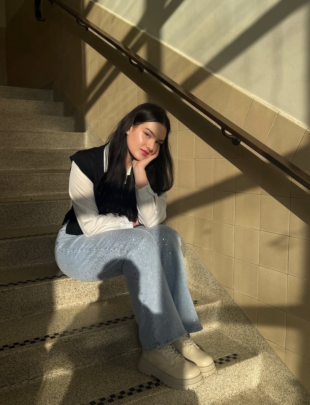 Post 4 by 𝘼𝙣𝙙𝙧𝙚𝙚𝙖-𝘿𝙚𝙣𝙞𝙨𝙖 𝙇𝙪𝙥𝙤𝙫𝙞𝙘𝙞 on Instagram (carousel)