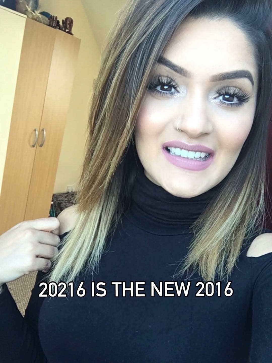 Post 5 by Prabs, Makeup Artist & Content Creator ♡ on Instagram (carousel)