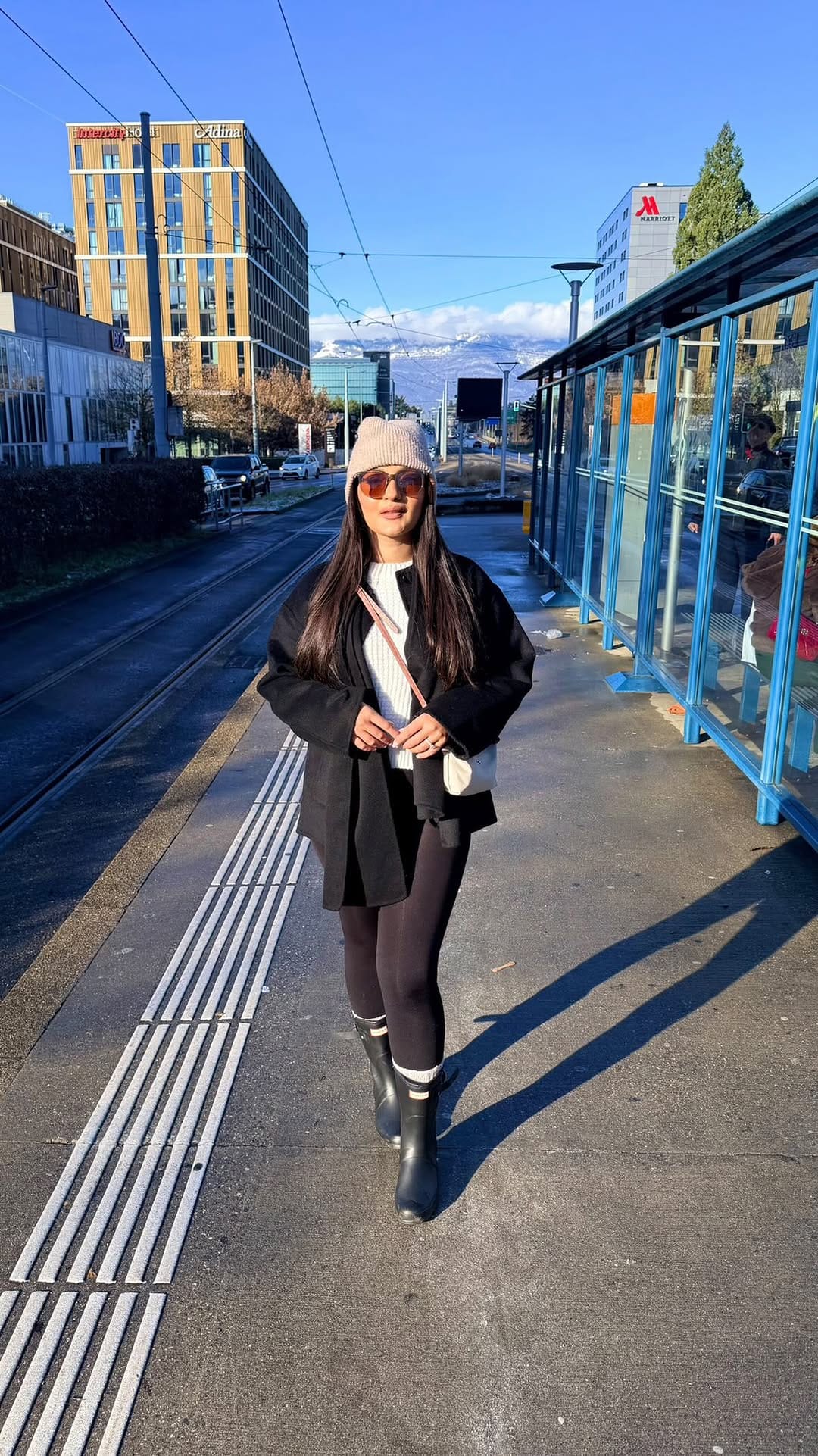 Post 8 by Prabs, Makeup Artist & Content Creator ♡ on Instagram (video)