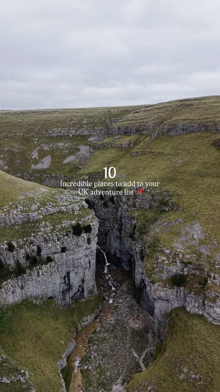 Post 3 by Gabs 🌿 hiking, nature & adventure travel on Instagram (video)