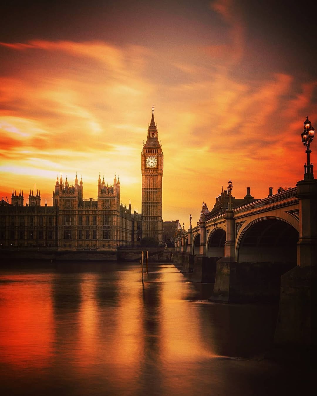 Post 10 by Monsur on Instagram (image)