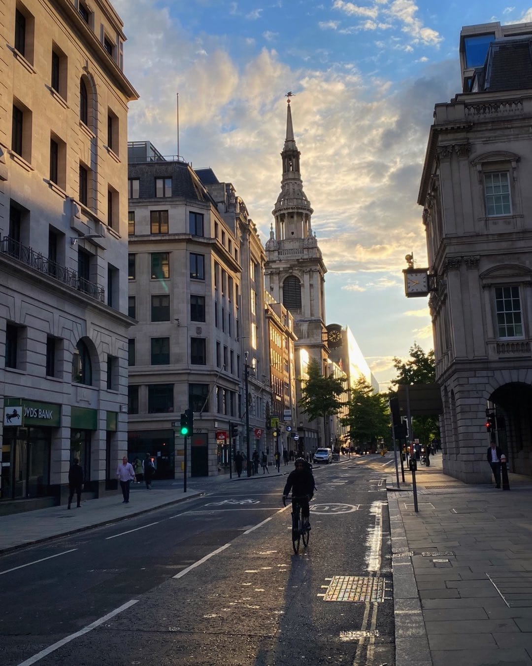 Post 9 by Travel Outlines on Instagram (image)