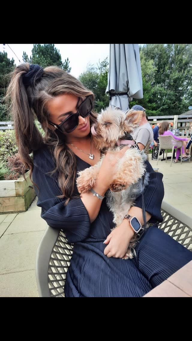 Post 3 by Georgia Lewis on Instagram (video)