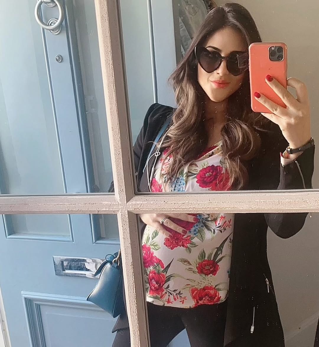 Post 8 by The Pineapple Crumble on Instagram (image)