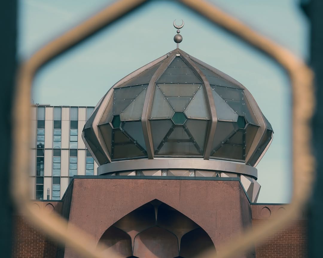 Post 1 by X4leem Visuals on Instagram (carousel)