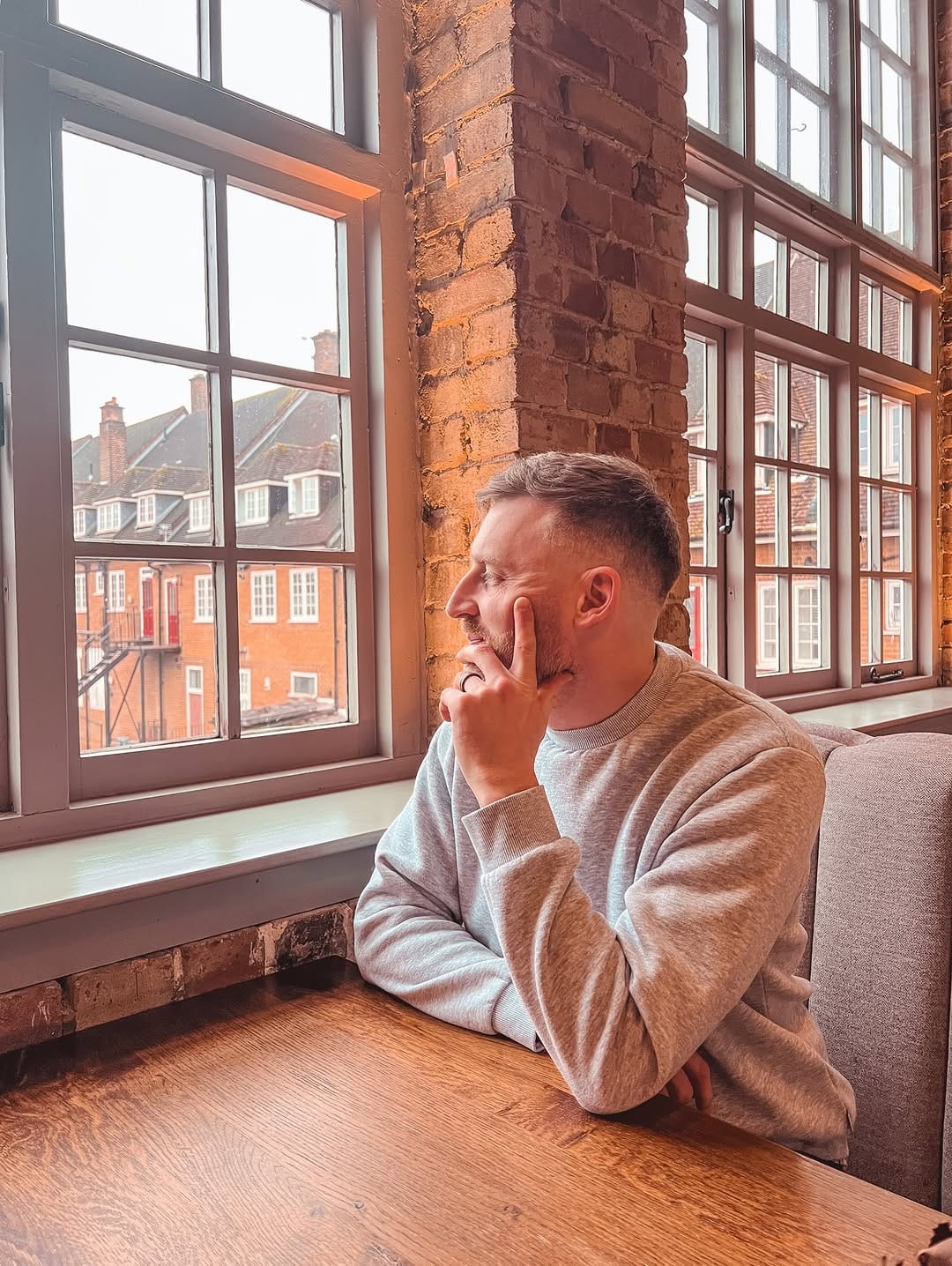 Post 4 by Laura Larkins on Instagram (image)