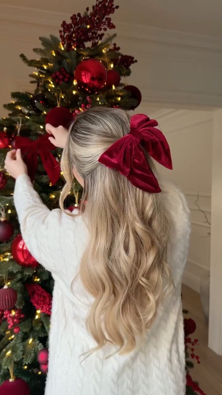 Post 9 by FREYA KILLIN. on Instagram (video)