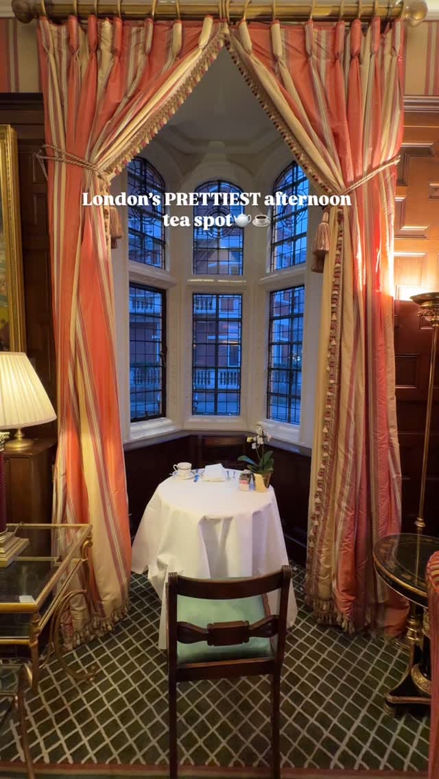 Post 1 by Kanika | London 💂🏻‍♂️ on Instagram (video)