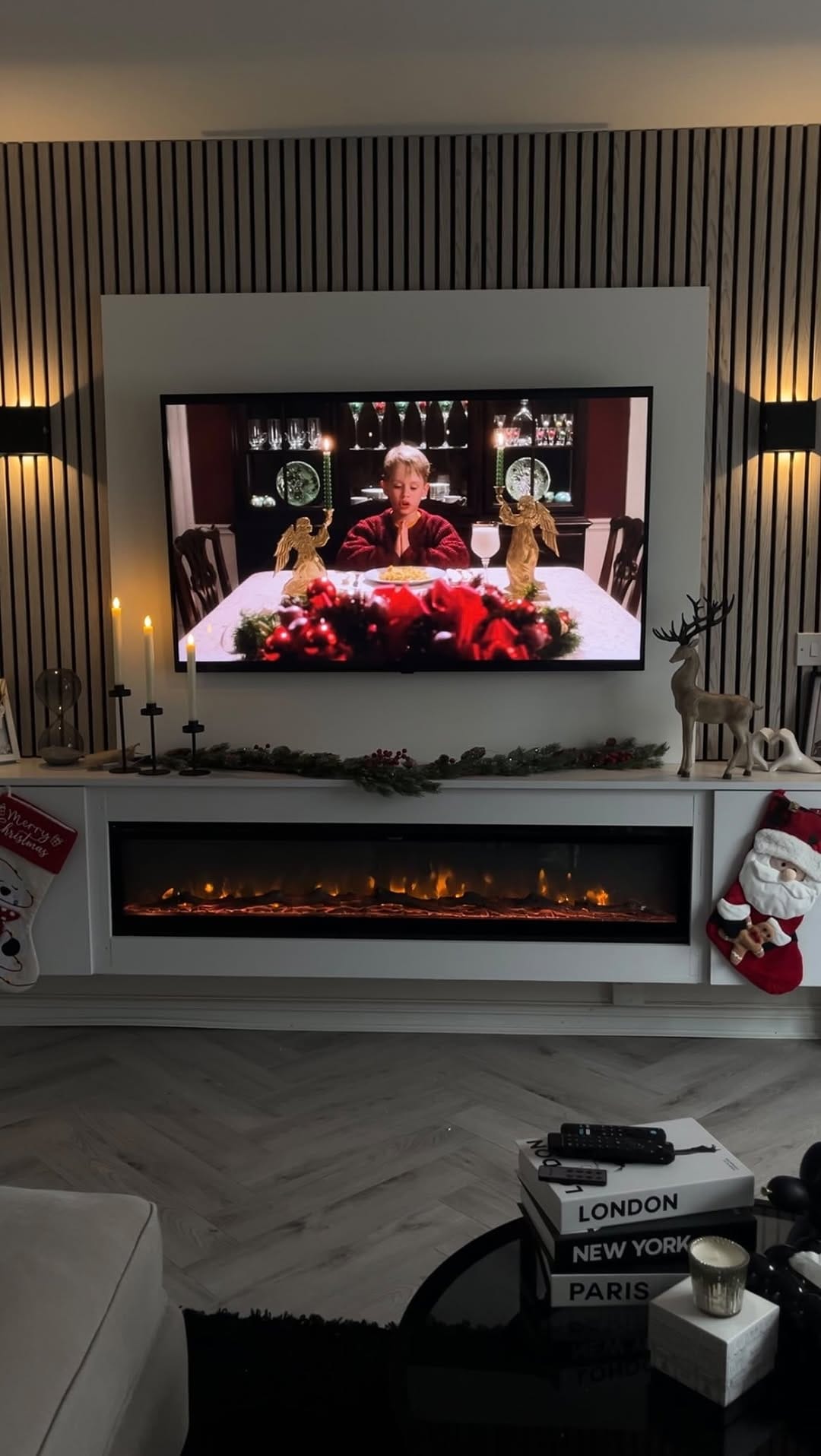 Post 5 by Eleana P on Instagram (video)