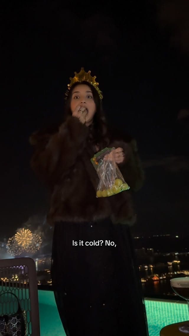 Post 6 by ZAYNA HUSSEIN on Instagram (video)