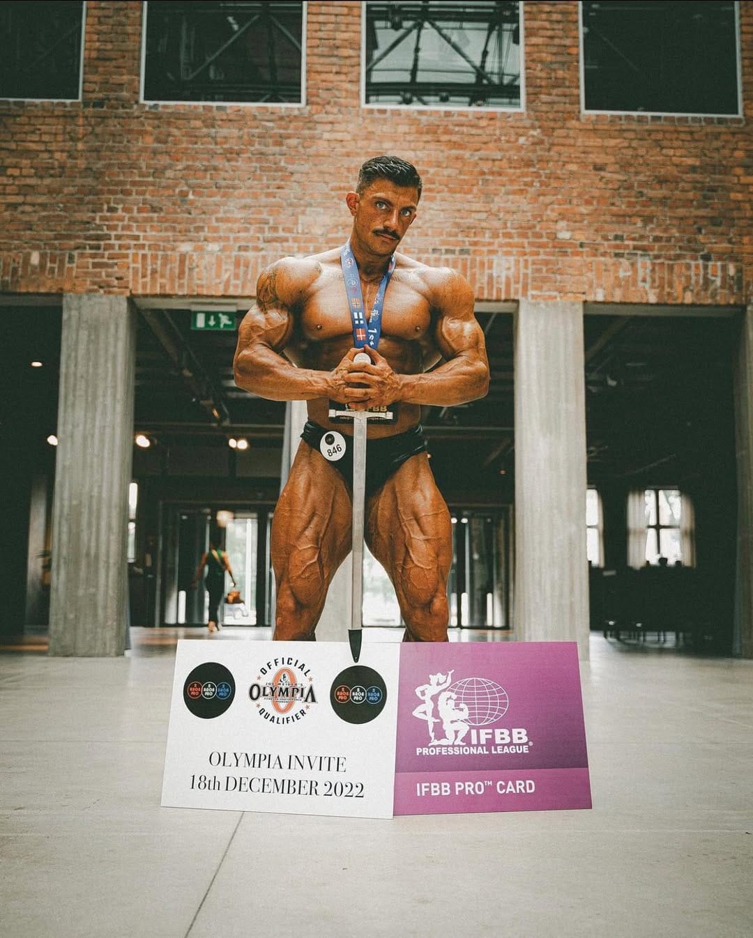Post 10 by DARREN FARRELL | Elite Bodybuilding Coach on Instagram (carousel)