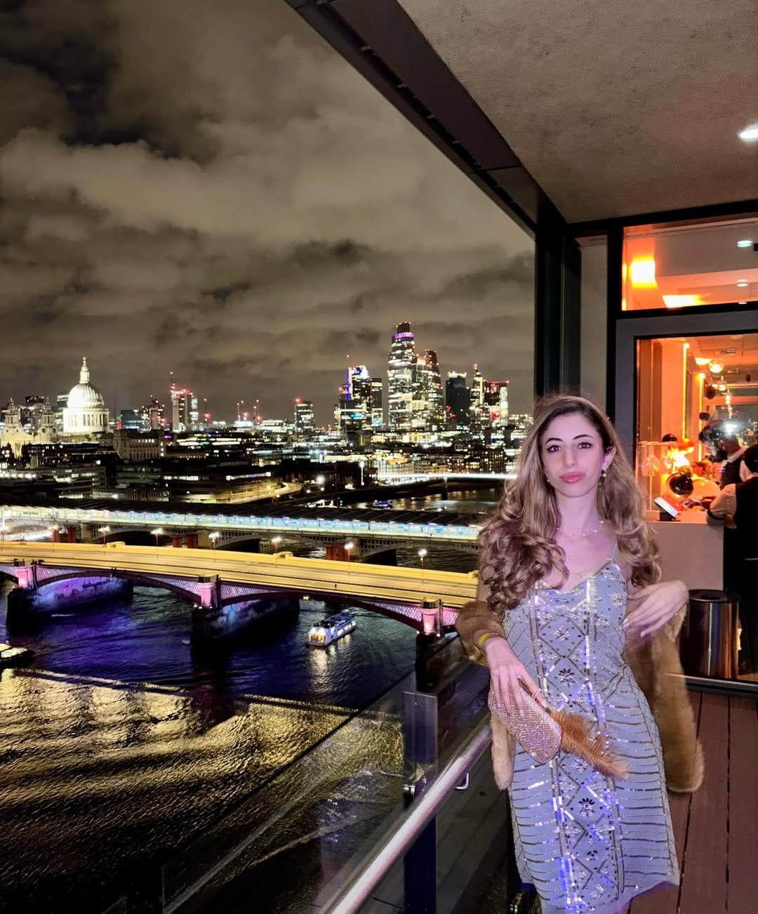 Post 6 by Yara on Instagram (carousel)