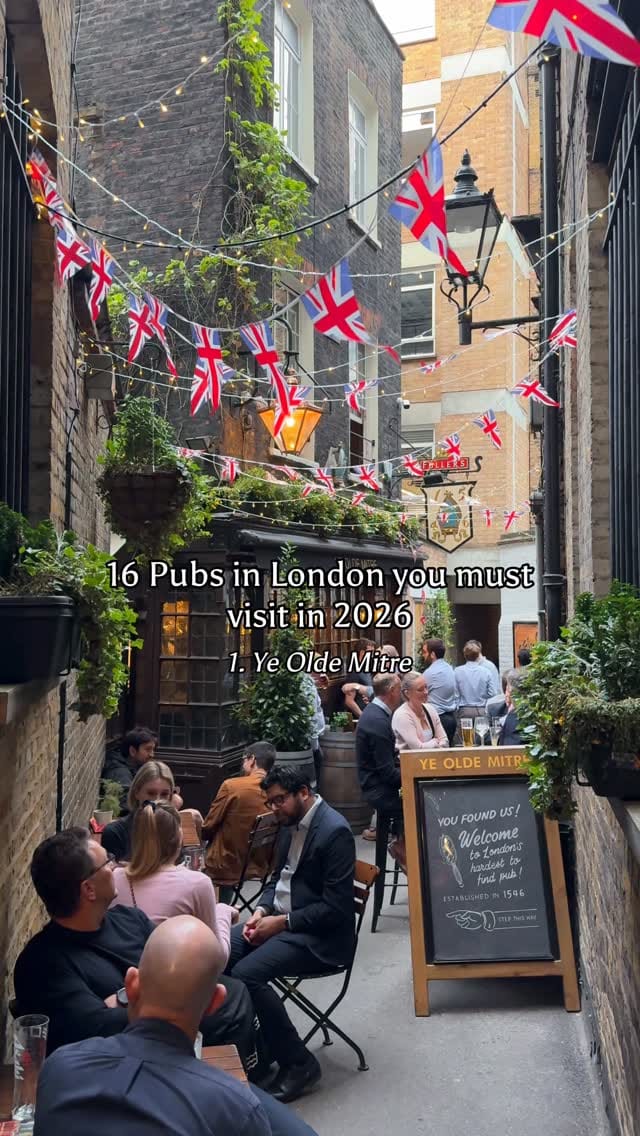Post 6 by GIOACCHINO RUSSO | LONDON | UK on Instagram (video)