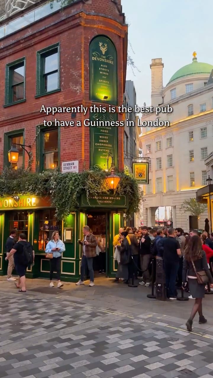 Post 3 by GIOACCHINO RUSSO | LONDON | UK on Instagram (video)